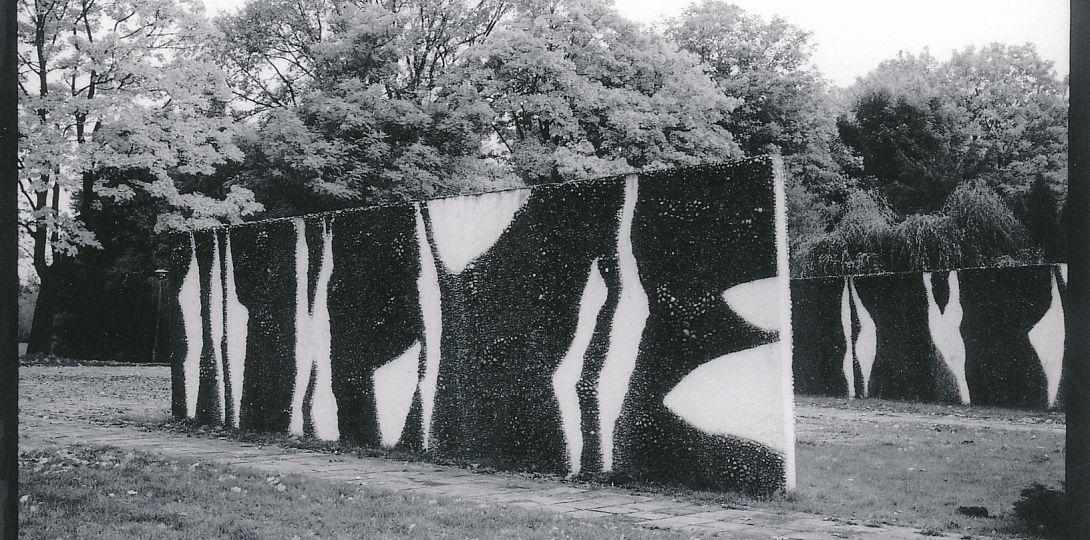 Wojciech Prażmowski, Chorzów z cyklu „Biało-czerwono-czarna”, 1999, zbiory Muzeum w Gliwicach