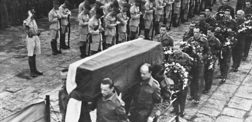 Pogrzeb Władysława Sikorskiego, źródło: Wikipedia