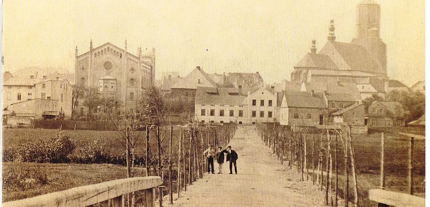 Gliwice, panorama miasta od strony mostu na ul. Berbeckiego, lata 60. XIX w.