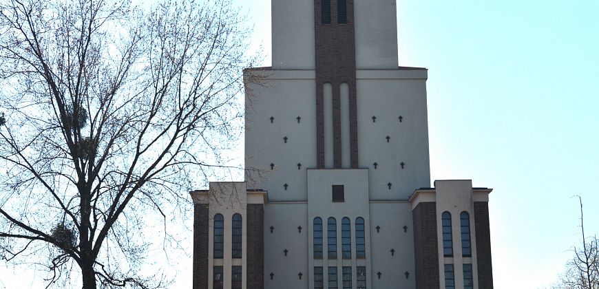 Wieża kościoła pw. Chrystusa Króla po rozbudowie, 2023 r., fot. L. Węglorz, (ź:) Archiwum Muzeum w Gliwicach