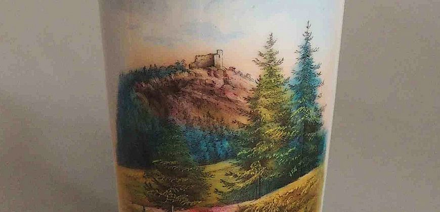 Kubek z wizerunkiem zamku Chojnik (Kynast)