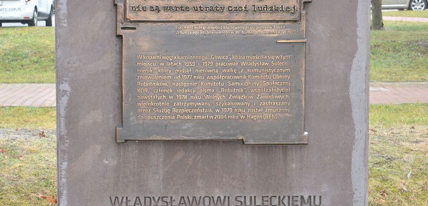 Tablica ku czci Władysława Suelckiego, fot. L. Węglorz