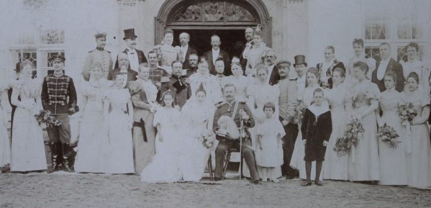 Wielka historia w małej dzielnicy. Łabędy oczami „Kroniki Gründela”. Wybrane zagadnienia