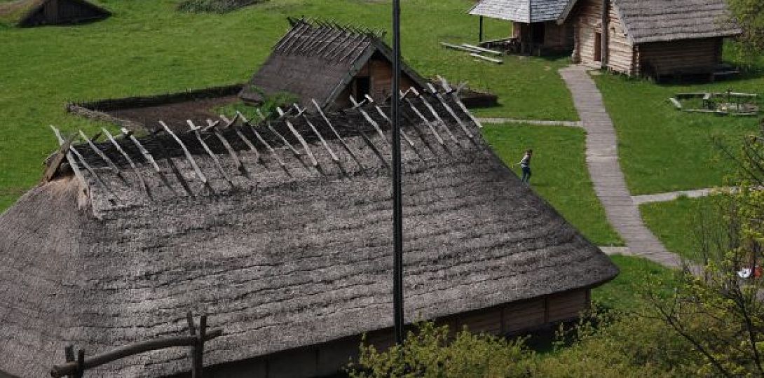 Wioska Gotów w Masłomęczu – rekonstrukcja osady z II-IV w., fot. B. Bartecki